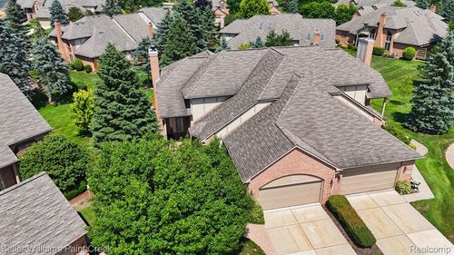 54630 Ashford Ct, Shelby Township, MI, 48316-1294 | Card Image