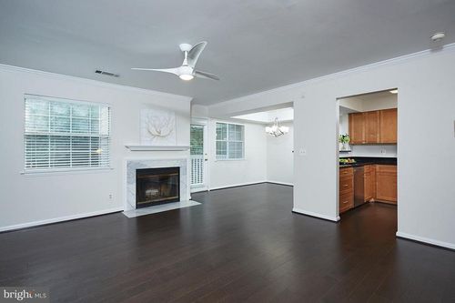 apt-210-5700 Chapman Mill Dr, ROCKVILLE, MD, 20852-5539 | Card Image