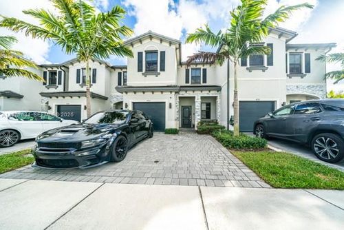 492 Nw 203rd Ter, Miami Gardens, FL, 33169-3472 | Card Image