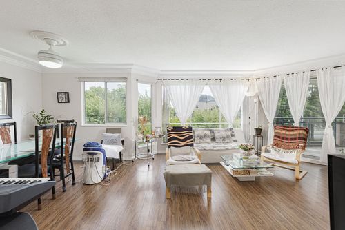 252-8600 Lansdowne Rd, Richmond, BC, V6X3L6 | Card Image