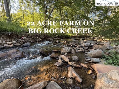 353 Perkins Rd, Bakersville, NC, 28705-7452 | Card Image