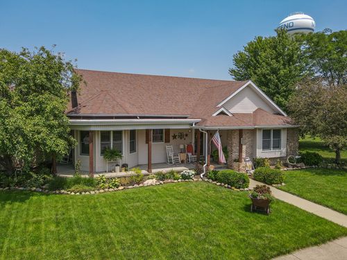 693 Hesburgh Dr, Manteno, IL, 60950-1721 | Card Image