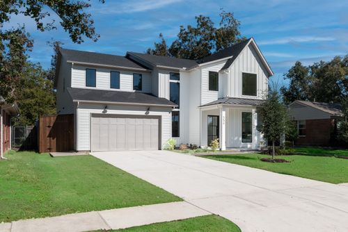 554 Kirkwood Dr, Dallas, TX, 75218-1751 | Card Image