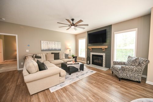 1645 Withers Grove Loop, Grove City, OH, 43123-7695 | Card Image