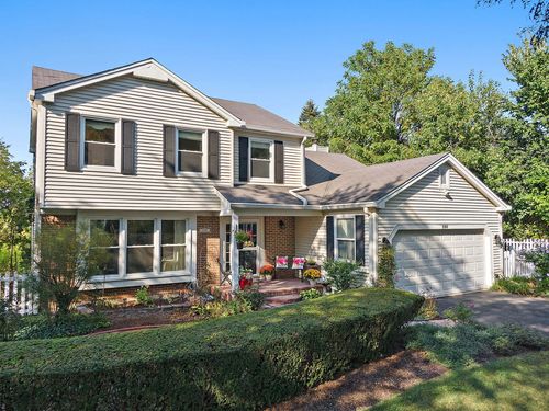 27W250 Birch St, Winfield, IL, 60190-1041 | Card Image