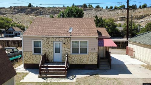810 Muir Ave, Rock Springs, WY, 82901-5940 | Card Image