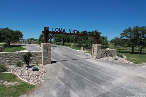 23 Loma Vista Dr, Kerrville, TX, 78028 | Card Image