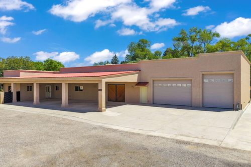 2742 Rio Grande Blvd Nw, Albuquerque, NM, 87104-3228 | Card Image