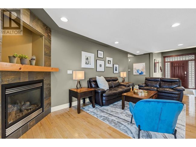 2022 Hugh Allan Dr, House other with 6 bedrooms, 3 bathrooms and 6 parking in Kamloops BC | Image 4