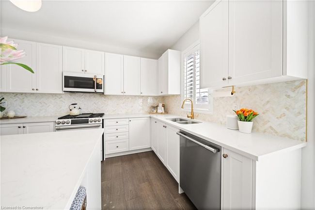 4 Samuel Cres, House other with 4 bedrooms, 4 bathrooms and 4 parking in Springwater ON | Image 15
