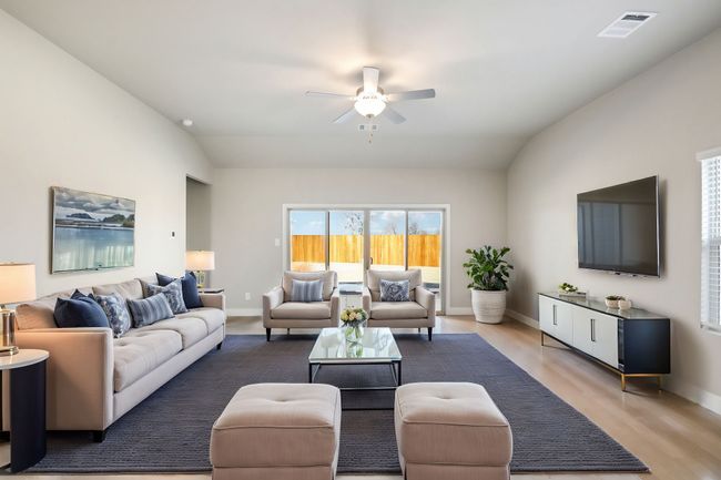 Photo is not of the actual home, but is an inspirational photo of builder’s model home and may depict options, furnishings, and/or decorator features that are not included. | Image 9
