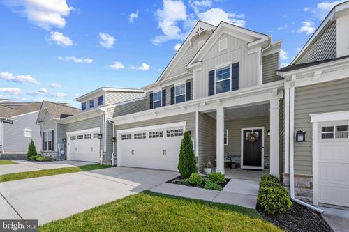 2812 Town View Cir, NEW WINDSOR, MD, 21776-8712 | Card Image