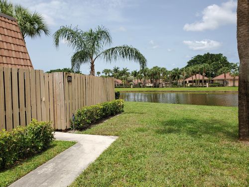 573 Green Springs Place, West Palm Beach, FL, 33409 | Card Image