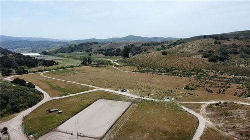 1070 Drum Canyon Rd, Lompoc, CA, 93436-9400 | Card Image