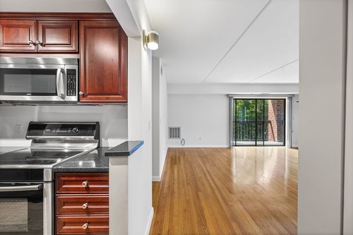 apt-39a-159 Main St, Stoneham, MA, 02180-1653 | Card Image