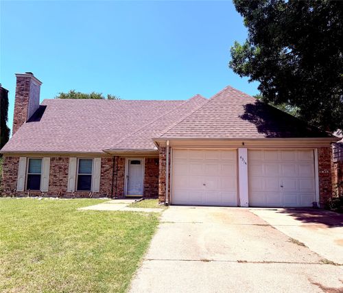 4314 Lorraine Ave, Grand Prairie, TX, 75052-4116 | Card Image