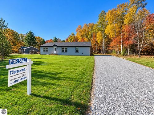 511 Ottawa Trail, Buckley, MI, 49620 | Card Image