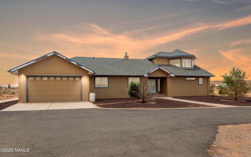 431 Jolly Rd, Winslow, AZ, 86047 | Card Image