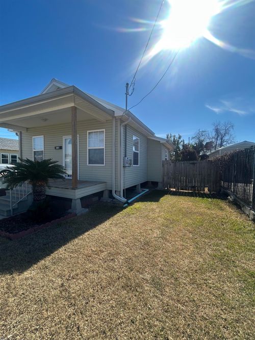 616 Academy St, Houma, LA, 70360-5602 | Card Image