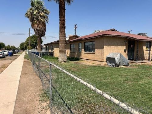 511 N Imperial Ave, Brawley, CA, 92227-1626 | Card Image