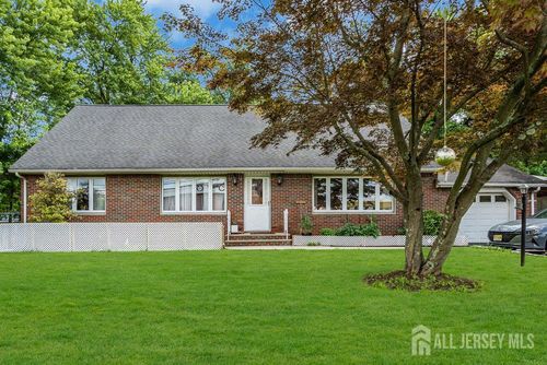 84 Two Bridges Rd, Fairfield, NJ, 07004-1028 | Card Image