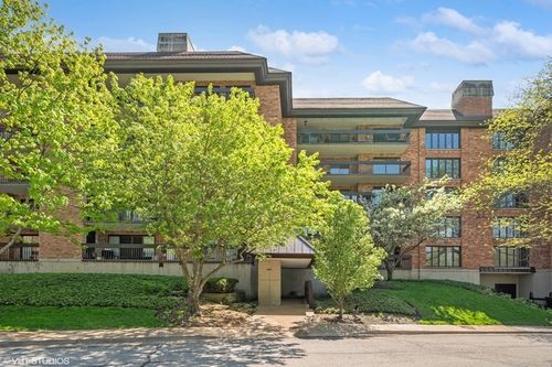 502-3851 Mission Hills Rd, Northbrook, IL, 60062-5725 | Card Image