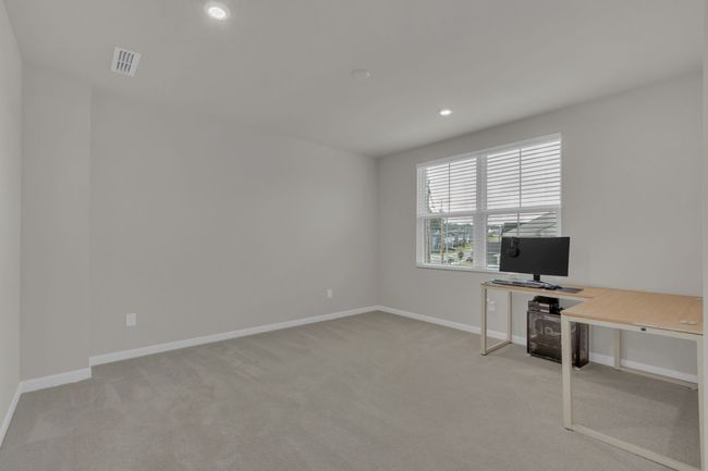 This loft area is an open and airy space.The loft can transform into a fantastic media room, perfect for movie nights or gaming sessions, home gym, office, library with a cozy reading nook, or even a play area! It really offers so many possibilities! | Image 40