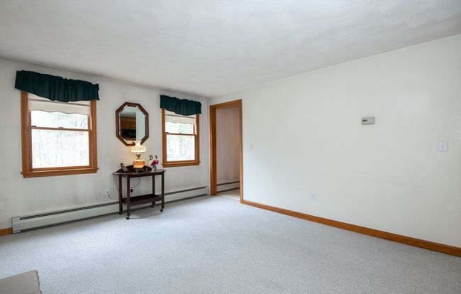 88 Jackman St, House other with 3 bedrooms, 3 bathrooms and 6 parking in Georgetown MA | Image 10