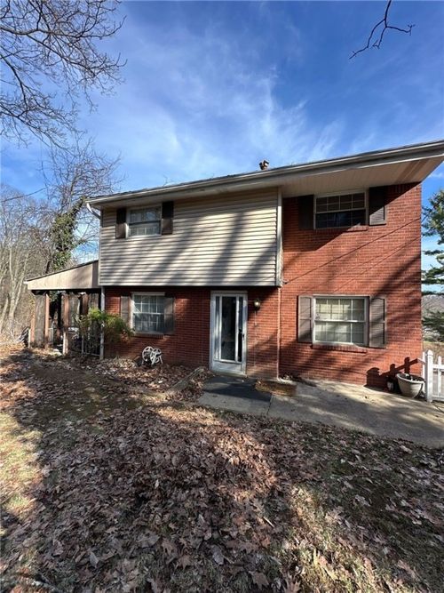 1010 1st Street Ext, Trafford, PA, 15085-1546 | Card Image
