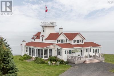 111 Lighthouse Rd, House other with 3 bedrooms, 2 bathrooms and null parking in Kings Head NS | Image 2