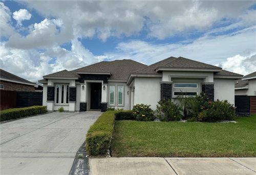 3105 Bobcat Ave, Edinburg, TX, 78542-2946 | Card Image