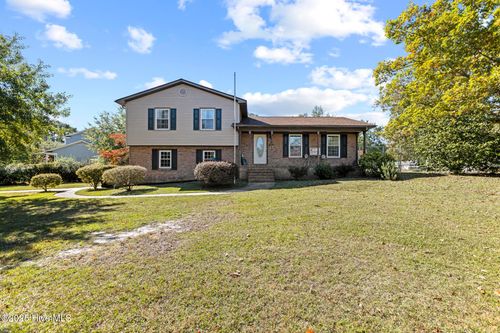 508 University Dr, Jacksonville, NC, 28546-7528 | Card Image