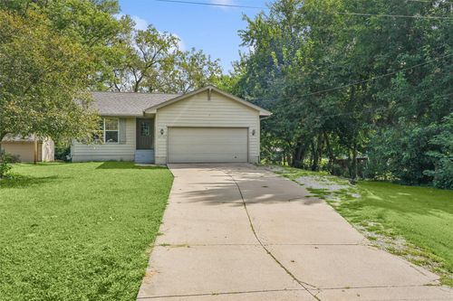 4445 Se 17th Street, Des Moines, IA, 50320 | Card Image