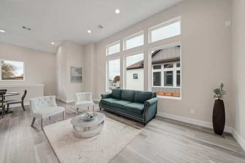 c-2504 W Tidwell Rd, Houston, TX, 77091-4744 | Card Image