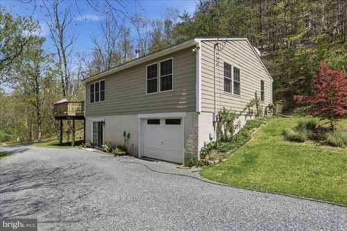 3837 Graces Cabin Rd, SPRINGFIELD, WV, 26763 | Card Image