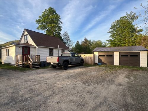526 State Route 414, Beaver Dams, NY, 14812-9385 | Card Image