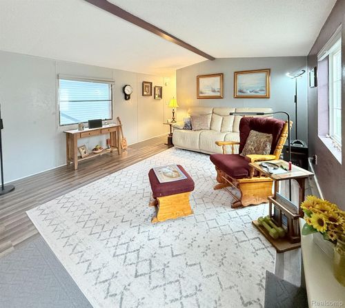 2764 Sunset Dr, Brooklyn, MI, 49230-9328 | Card Image