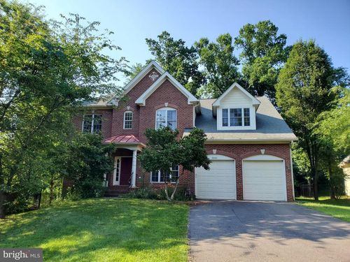 3301 Buckley St, Fairfax, VA, 22030 | Card Image