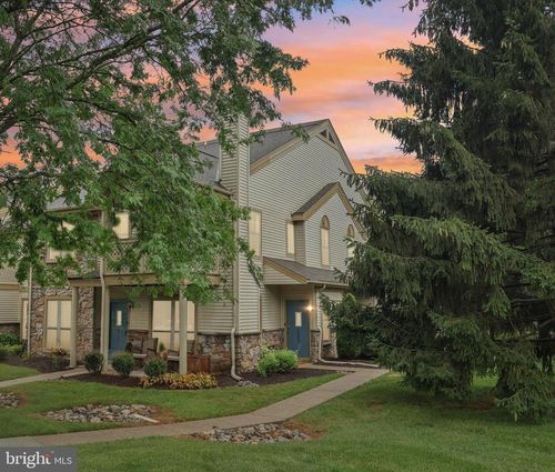 condo-2302-2302 Foxmeadow Circle, ROYERSFORD, PA, 19468 | Card Image