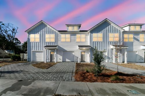 4005 Gravely Ave, North Charleston, SC, 29405-7274 | Card Image