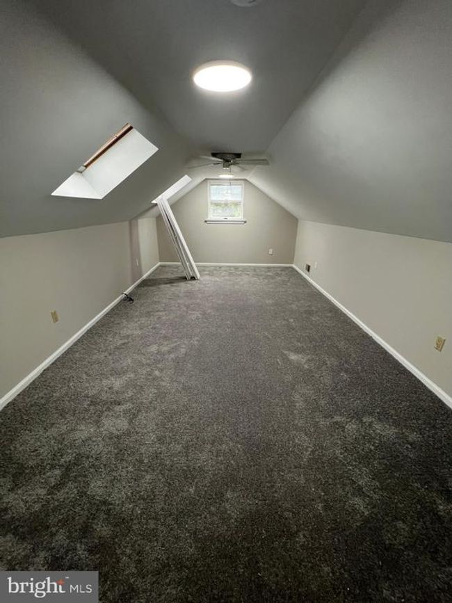 41 N Clinton Ave, House other with 3 bedrooms, 1 bathrooms and null parking in MAPLE SHADE NJ | Image 34