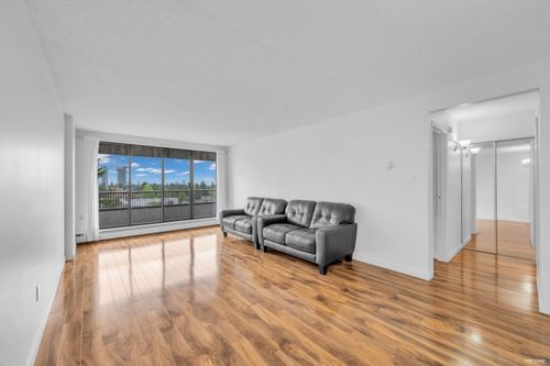 1104-6595 Willingdon Ave, Burnaby, BC, V5H4E5 | Card Image