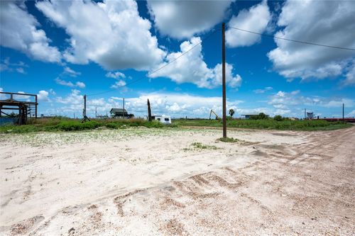 3413 Sailfish Dr, Port Bolivar, TX, 77650 | Card Image