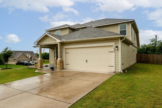 1008 Comal Run, House other with 4 bedrooms, 3 bathrooms and 4 parking in Hutto TX | Image 4