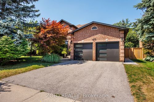 473 Keith Ave, Newmarket, ON, L3X1V5 | Card Image