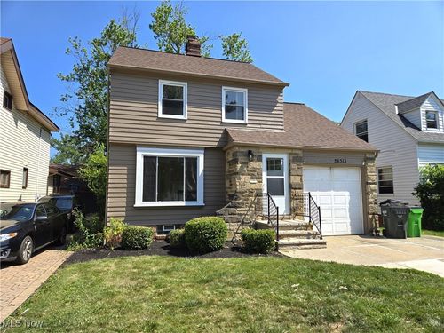 26313 Oriole Ave, Euclid, OH, 44132-1425 | Card Image