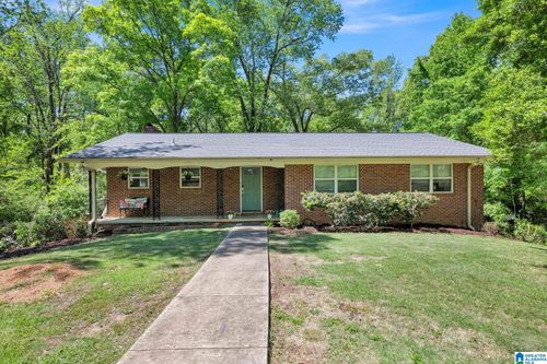 24 Greenwood Cir, Sylacauga, AL, 35150-3212 | Card Image