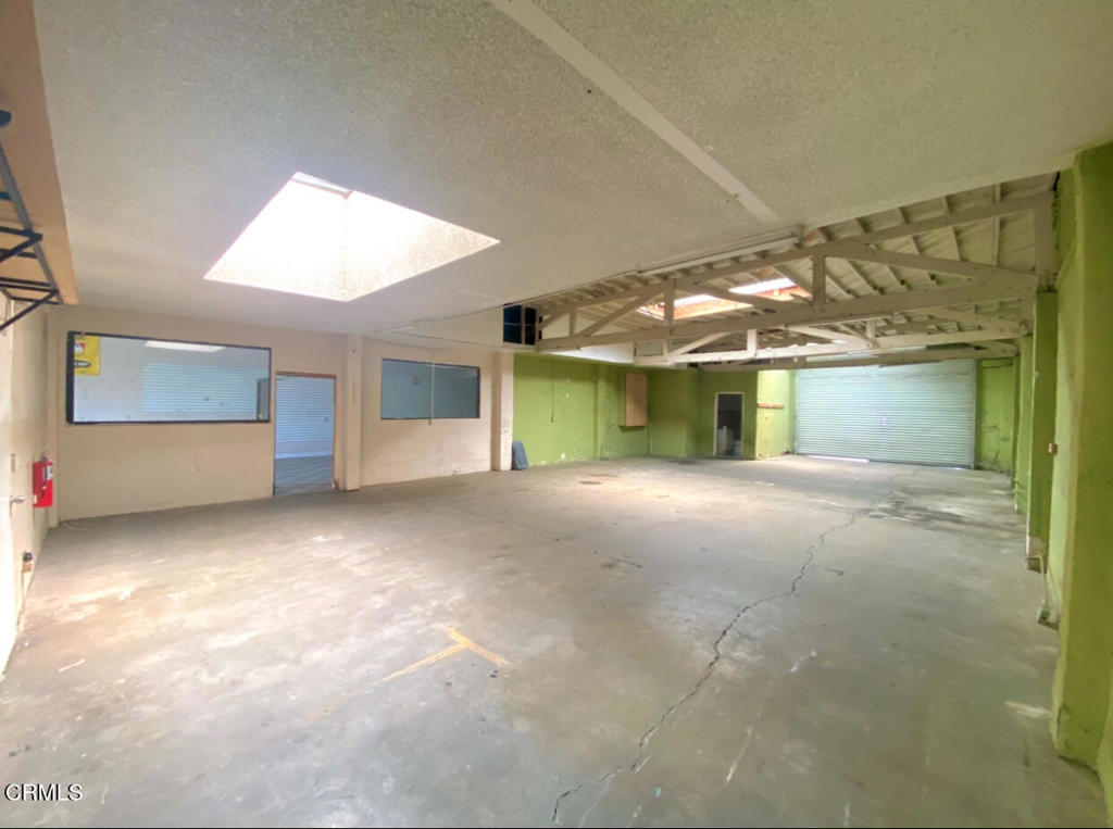 Commercial Sale in Oxnard 4