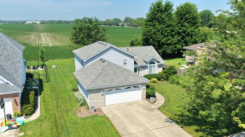 473 Kingston Dr, New Lenox, IL, 60451-1526 | Card Image