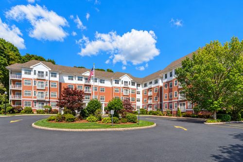 402-250 Main St, Hudson, MA, 01749-2358 | Card Image